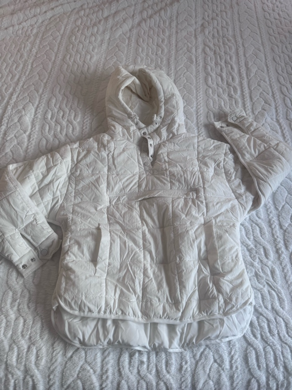 White Quilted Puffer Pullover Hooded Jacket